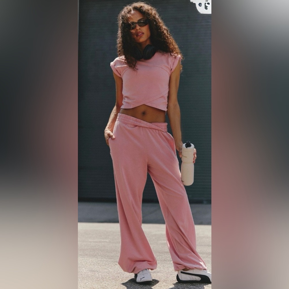 Free People Movement Hotshot crossover set dusty pink XS